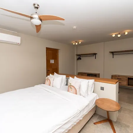 Vistaport B - Luxury With Private Pool And Sea View