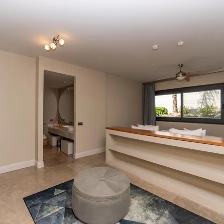 Vistaport B - Luxury With Private Pool And Sea View فيلة *